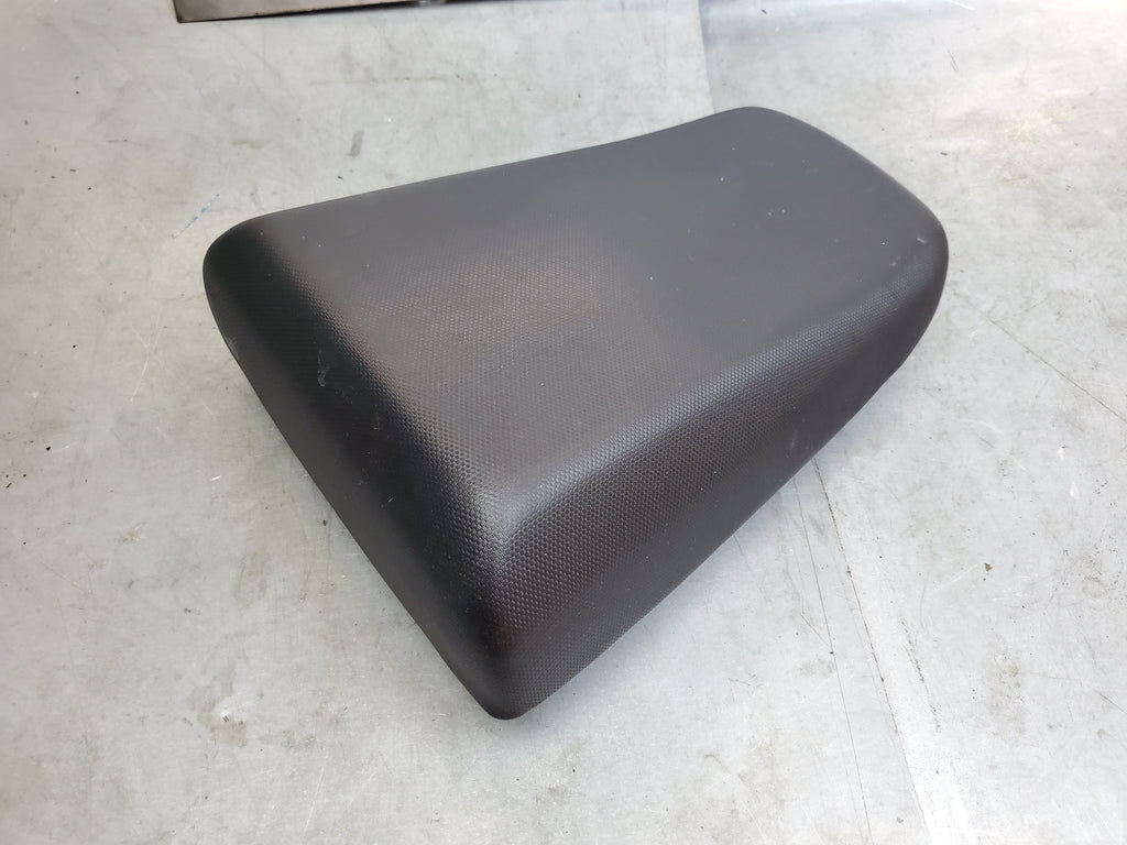 Passenger Seat rewrapped 2g sv650/sv1000 2003+