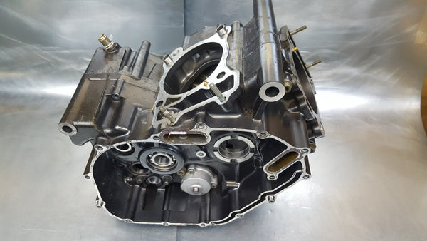 gray engine case halves motor bottom end for 1g sv650 99-02