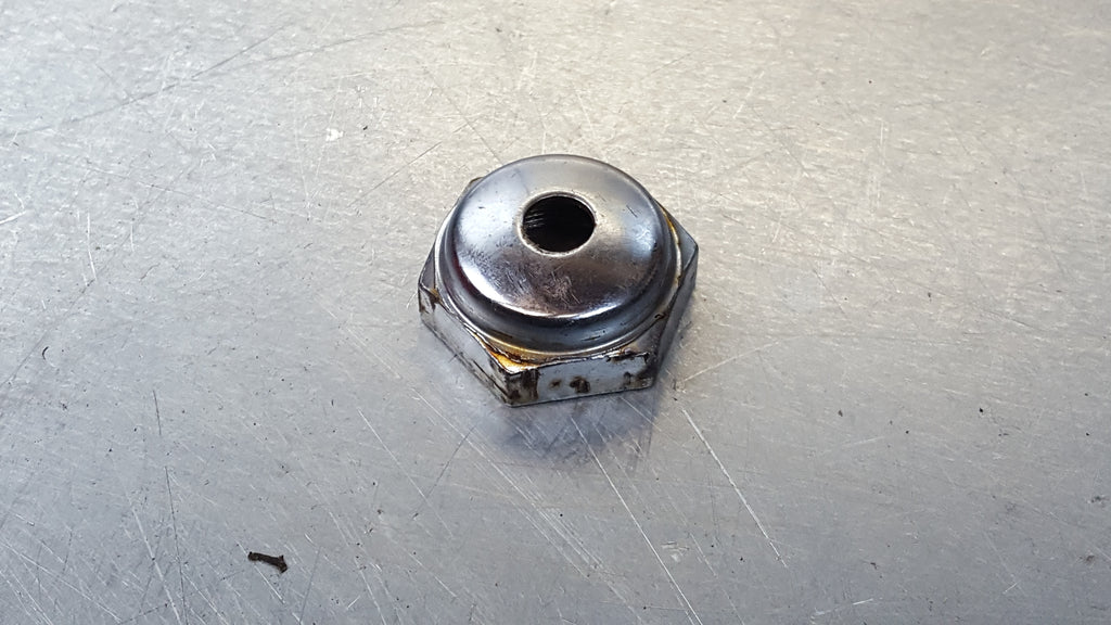 top triple tree nut 1g sv650 99-02
