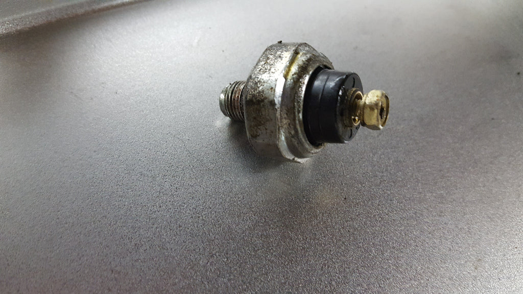 Oil Pressure Sensor sv650/sv1000 all years