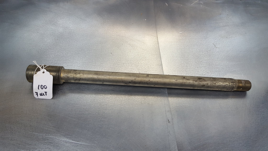 Swingarm Pivot Shaft 2g sv650 03+
