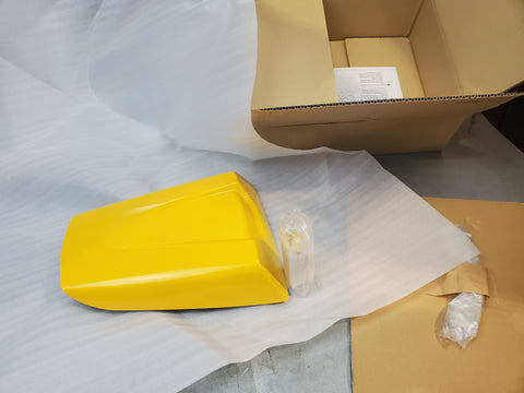 NEW seat cowl 2g sv650 sv1000 2004 yellow YU9