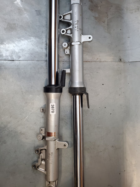 serviced forks pair straight 2g SV650 03+