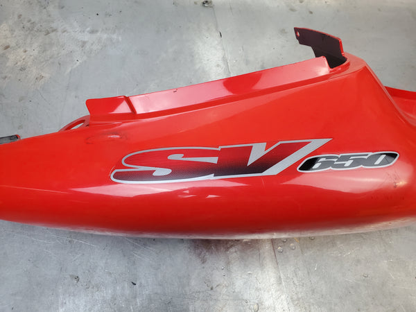 y7m red right tail fairing plastic 1g 99-02 sv650