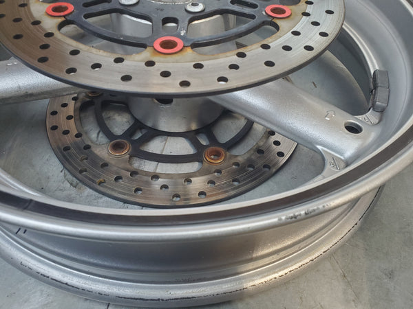 front wheel straight .010 for 2g 03+ sv650