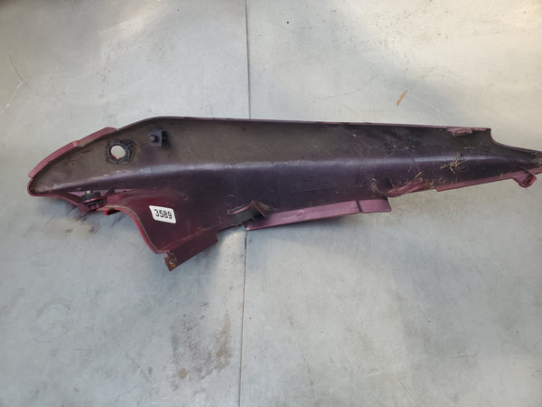 red left tail fairing plastic 19a red 1g 99-02 sv650