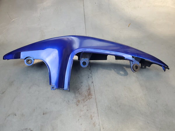 right tail fairing plastic small crack YC2 Blue 1g 99-02 sv650