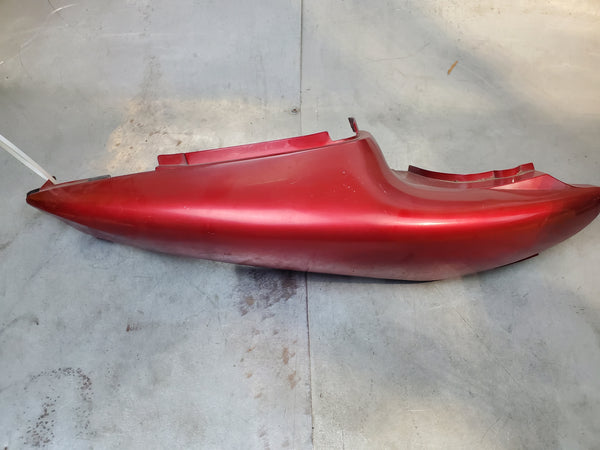 19a right rear tail fairing plastic red 1g 99-02