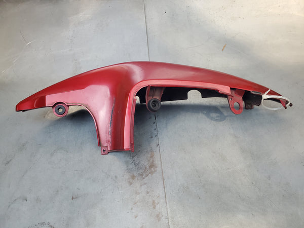 19a right rear tail fairing plastic red 1g 99-02