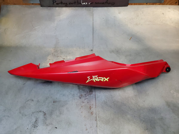 red painted right  tail plastic fairing piece 03+ sv650/sv1000