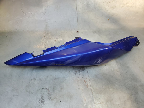 painted blue scratched right tail plastic fairing piece 03+ sv650/sv1000