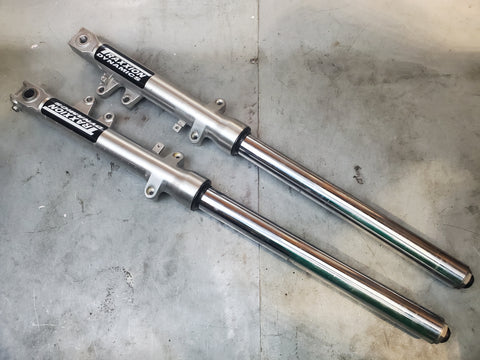 forks with traxxion ak20 cartridges for the 1st gen sv650 99-02
