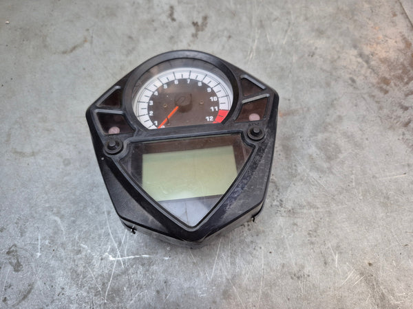 Cluster 05/06  24,449 miles 2g sv650