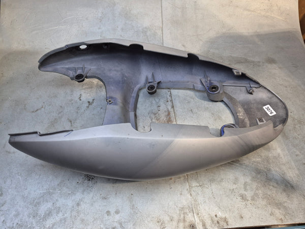 Tail plastics repainted gray 1g 99-02
