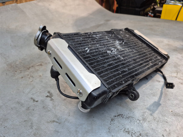 Radiator 1g sv650 N model 99-02