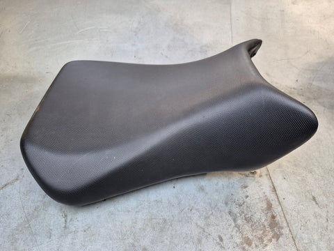 Rider seat good condition 2003 ONLY sv650/sv1000S