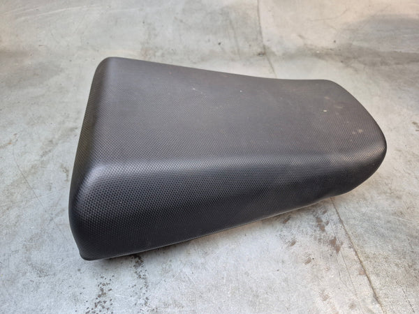 Passenger Seat 2g sv650/sv1000 2003+