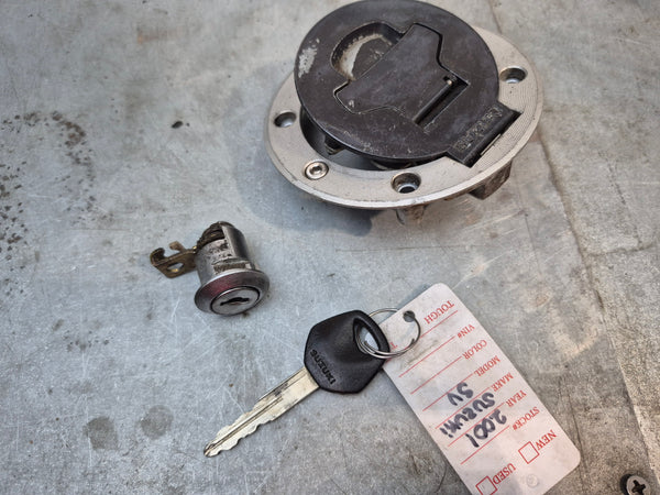 Gas Cap and Seat Latch No Ignition  1g sv650 99-02