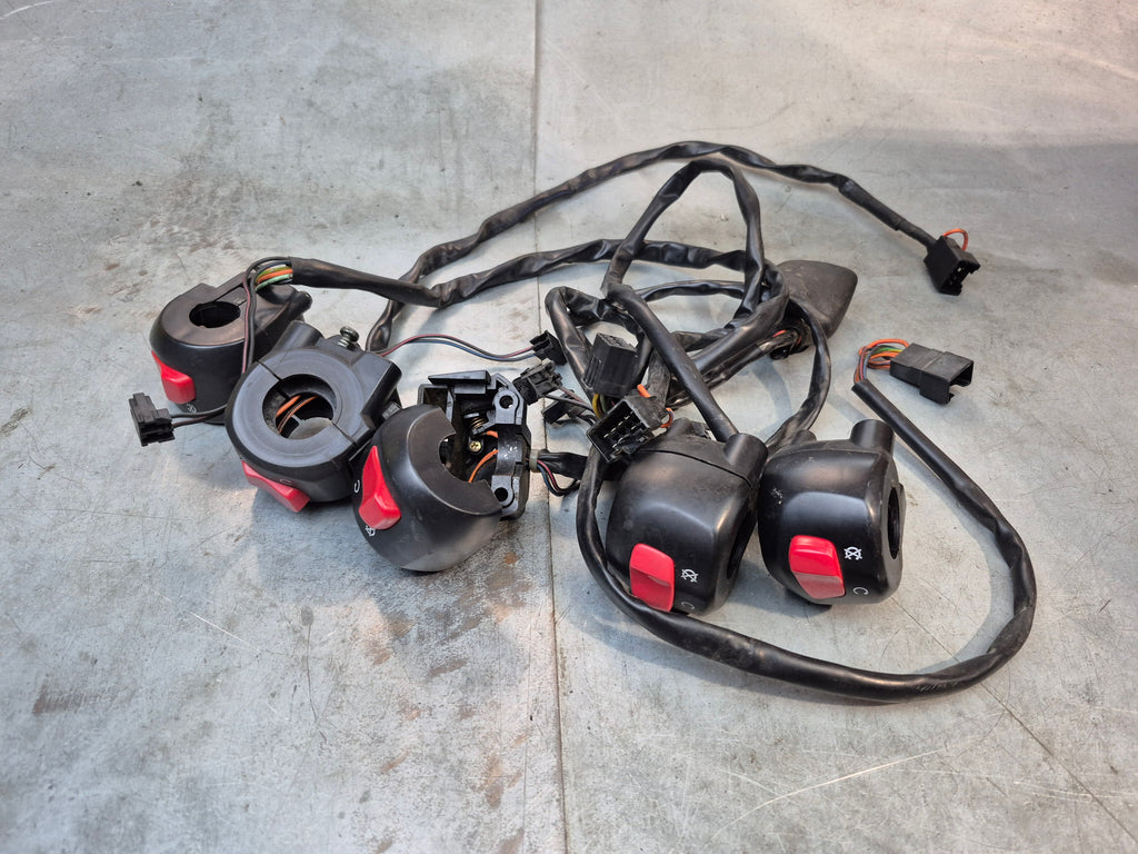 Right Control Pods 1g sv650 99-02