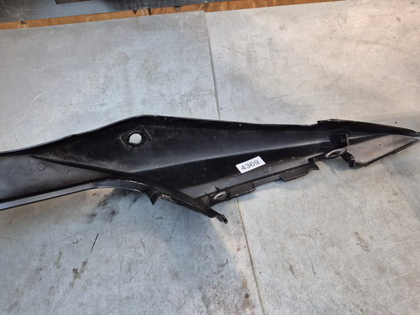 Right Tail Fairing Plastic NON OEM Black 2g 03+ sv650