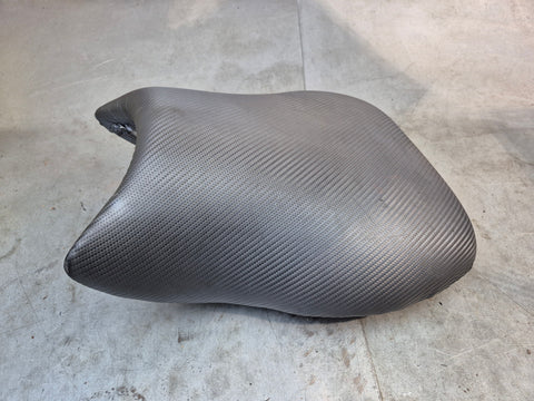 rewrapped Rider seat 1g sv650 99-02