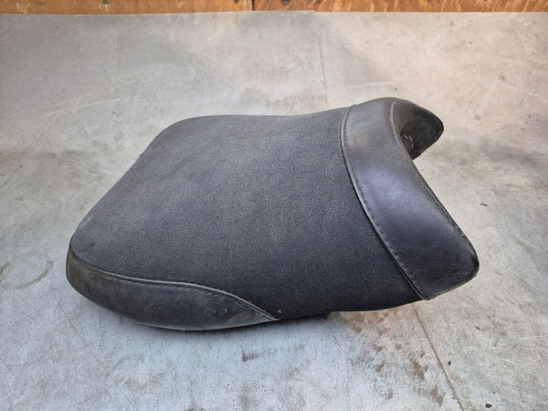 rewrapped Rider seat 1g sv650 99-02