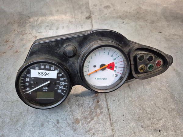 S gauge cluster 8,694 mile  1g sv650S 99-02