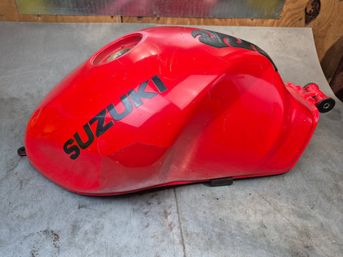 Gas Tank red y7m for 1g sv650 99-02