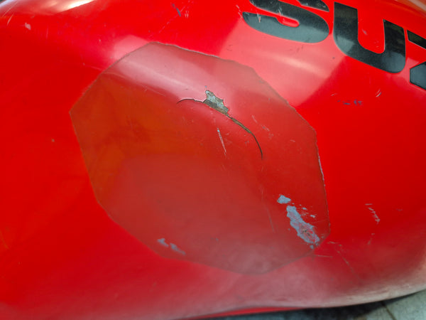 Gas Tank red y7m for 1g sv650 99-02