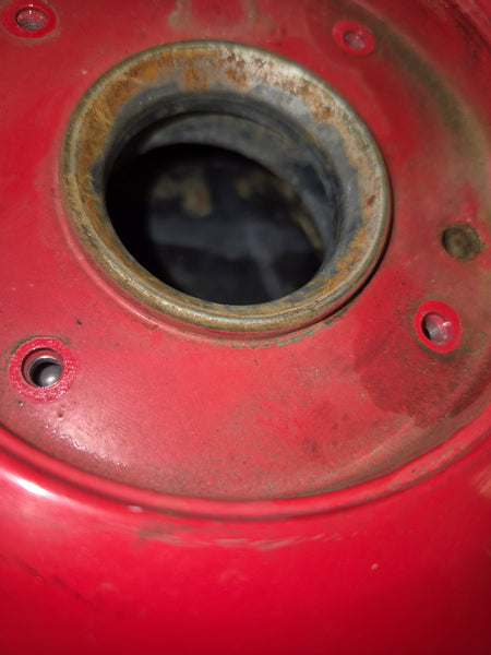 Gas Tank red y7m for 1g sv650 99-02