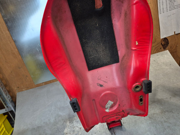 Gas Tank red y7m for 1g sv650 99-02