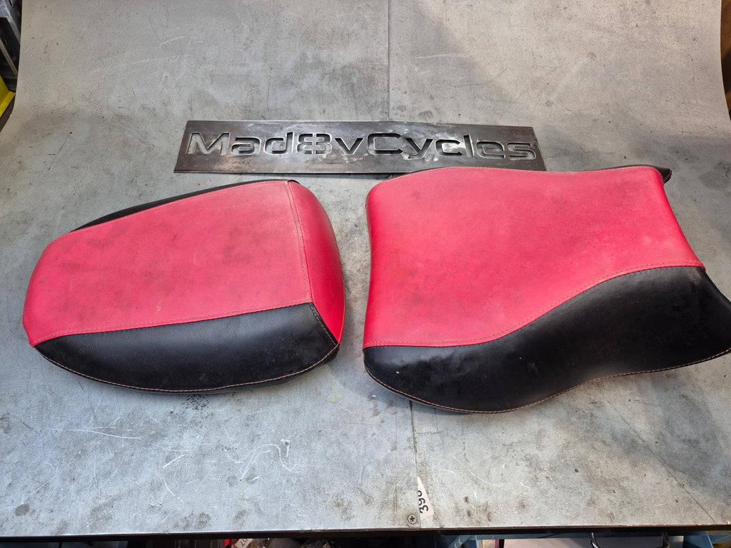 rewrapped Rider and passenger seats 1g sv650 99-02