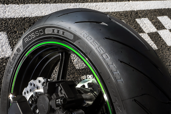 Tire - Diablo Rosso™ III - Rear - 180/55ZR17 - (73W)