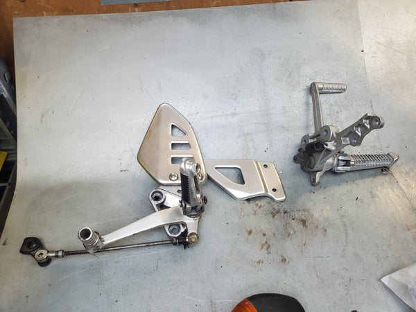 1g turn signals and rearsets package
