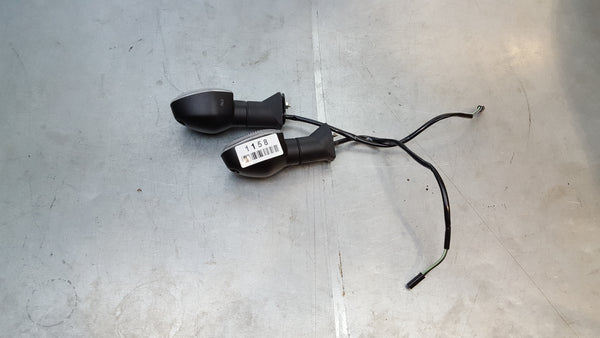 turn signal pair 3g sv650 2016+