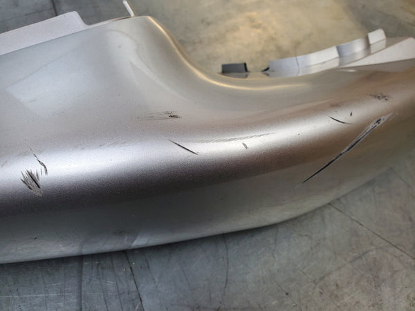 scratched right tail fairing YD8 silver 1g