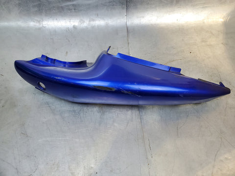 broken tab yc2 blue left tail fairing plastic 1g 99-02 sv650