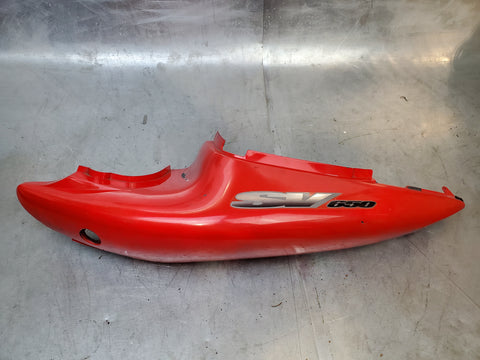 y7m red left tail fairing plastic 1g 99-02 sv650