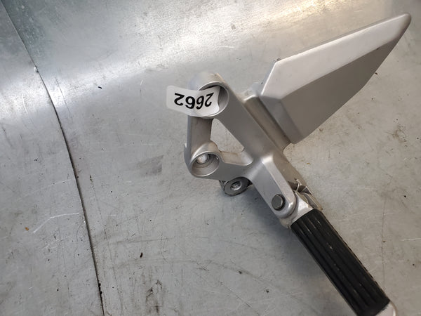 left rearset bracket and peg 2g  sv650/sv1000 2004+