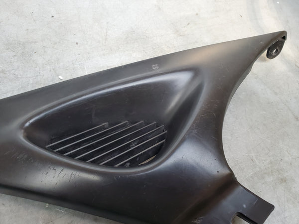 side triangle fairing covers LEFT AND RIGHT 99-02 1g sv650