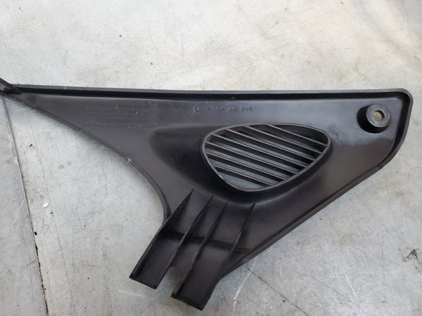 side triangle fairing covers LEFT AND RIGHT 99-02 1g sv650