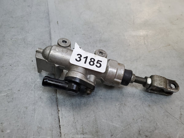 rear brake master cylinder for 1st gen sv650 99-02