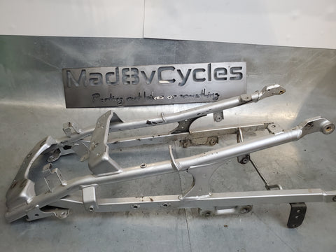 subframe for a 2003 2g sv650/sv1000s *2003 only*