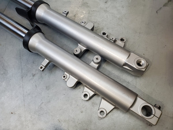 Serviced forks pair straight 2g SV650 03+