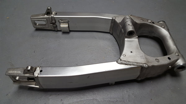 silver swingarm 04+ sv1000