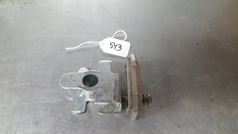 axle adjuster / chain tensioner 1g sv650 99-02 left
