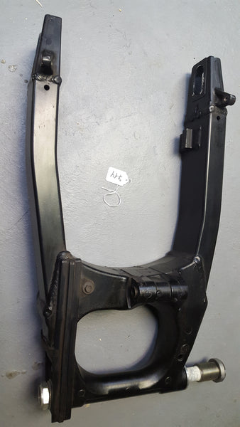 black swingarm sv1000