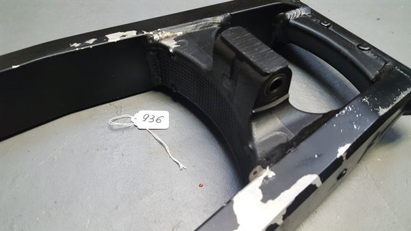 swingarm 2g sv650 2003+ some paint damage